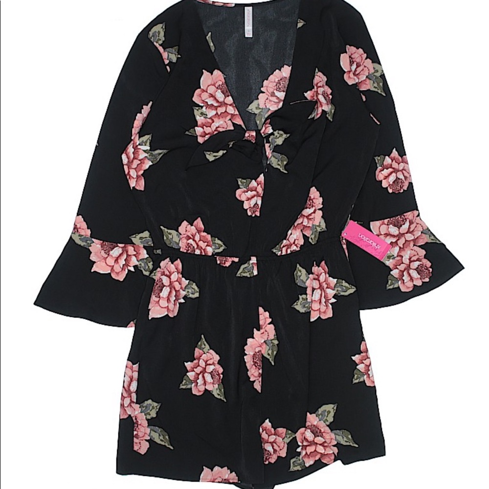 FLORAL ROMPER 🌺